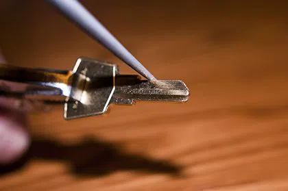 Lynn MA Locksmith Store Lynn, MA 781-428-4497 - broken-key-extraction